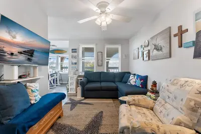Image de 5600 Seaview Ave, Unit 34