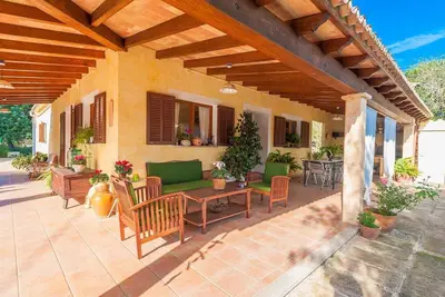 Image de Villa à Lloseta avec Piscine et Barbecue