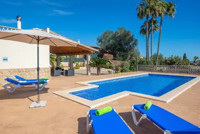 Image de Maison à Ariany avec Piscine d'Eau Salée