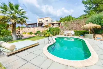Image de Villa à Inca avec piscine d'eau salée