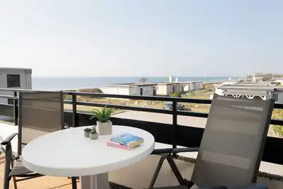 Image de Apartment Panorama Meerblick Ii with balcony in the house Ferienresidenz auf Fehmar