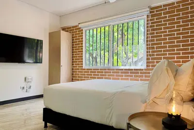 Image de w* | Cozy Loft w/ Majestic Deco in Cali