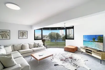 Image de Cotton Tree Escape at Jade Court