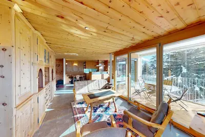 Image de Apartment Chalcherin - Elegant Holiday Apartment with Swiss Pine in Celerina
