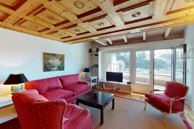 Image de Apartment Tinus - Quiet Apartment in Central St. Moritz with View