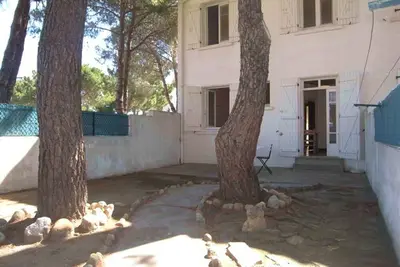 Image de Appartement 2 pièces près de la plage, jardin privé, animaux admis