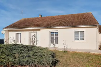 Image de Évasion champêtre à Janville: charme et confort pour 6 personnes
