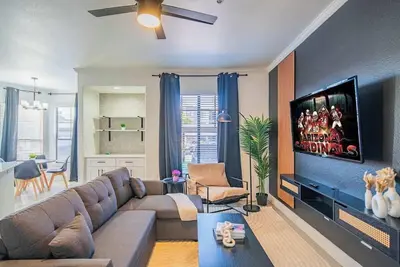 Image de Live Like a Local in West Gate with Stadium KingBed Wd Parking