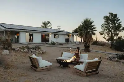 Image de Chi House | Hot Tub, Cowboy Pool, Park Views