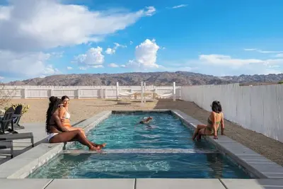 Image de Daydream: Spa Home With Pool Near Joshua Tree