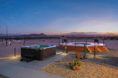 Image de Winters Haven | Hot Tub, Sauna, Pool, Desert Views