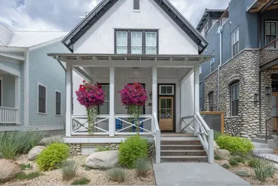 Image de Spacious 4br Mountain Retreat with Outdoor Living & Stunning Views in Buena Vista
