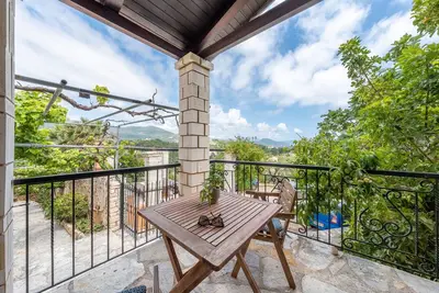 Image de Appartement 'Old Manor Cottage House 5' avec Wi-Fi et climatisation