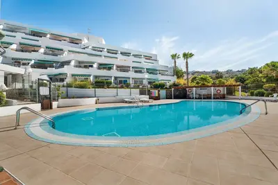Image de Vacances 'Las Flores 1a' avec piscine partagée et Wi-Fi