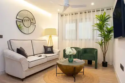 Image de Exclusive apartment in Granada center. Alhondiga Ii