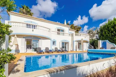 Image de Parque da Floresta 208 - three bedroom villa with private pool\n