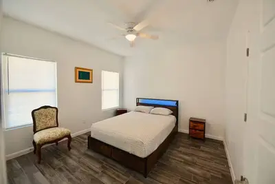 Image de Cozy 2br/2ba Home Near Downtown