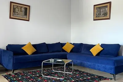 Charming 3-bedroom villa with WiFi, Ac in delightful Yasmine Hammamet