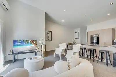 Image de Golden 3-bedroom Retreat in beautiful Mount Maunganui with WiFi, Ac