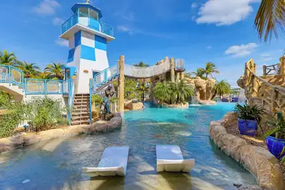 Image de 1 Mi to Dtwn: Oceanfront Gem w/ Resort Amenities!
