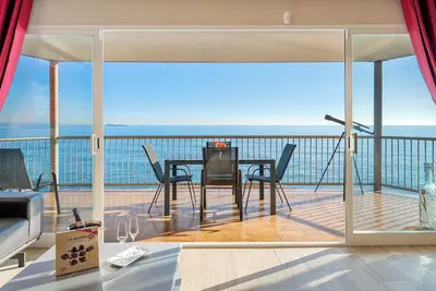 Image de Appartement 'Paradisaco Frente Al Mar' avec vue sur la mer, Wi-Fi et climatisation
