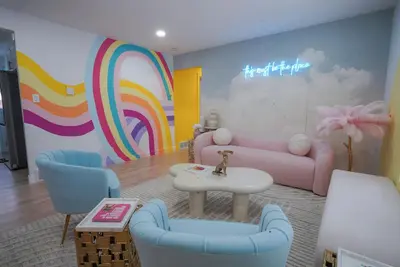 Image de Denver Insta-Perfect Girls Trip! 5br Colorful Haven 10-min to Dt Denver