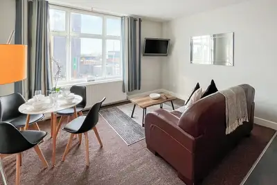 Pier View Apartment 3 - Uk48501