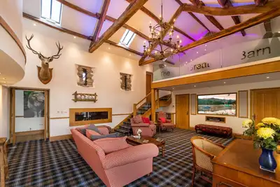 Image de The Great Barn - Luxury Home with Lake Access - Dog-friendly