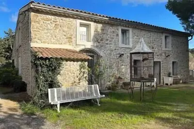 Image de Gîte 12 personnes, au cœur d'un domaine viticole