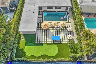 Image de Lux Modern Villa w/Pool, Gym, Game Room, and Mini Golf, Near Beach and Casino