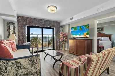 Image de Stunning and Spacious 3 Br Condo-Immaculate Oceanfront Views! Anderson 211