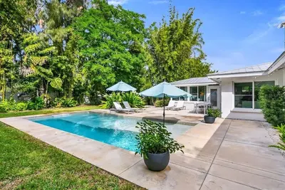 Image de Siesta Home, A Serene Retreat