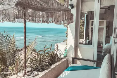 Image de Cozy place with Impossible beach view to escape the hectic city! Pet Friendly!