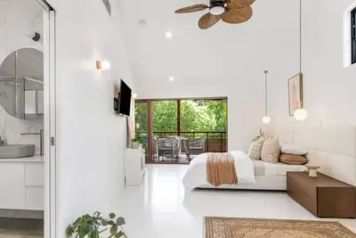 Image de Cabarita - 4 bedroom home - across from the beach