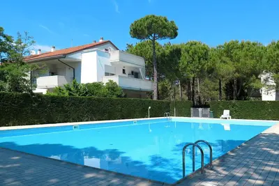Image de Bel appartement avec climatisation, Wifi, piscine, Tv, balcon, animaux admis et parking