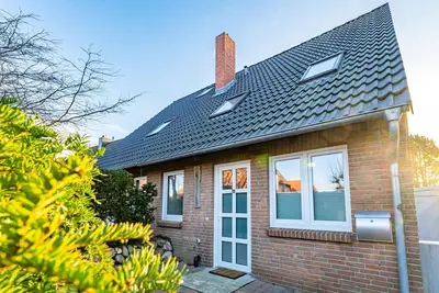 Image de Lachmöwe - Holiday home in Tinnum with fireplace and terrace.