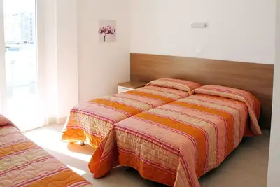 Image de Bel appartement avec Wifi, piscine, climatisation, Tv, balcon, animaux admis et parking