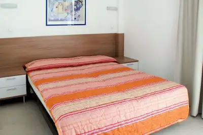Image de Joli appartement avec piscine, Wifi, climatisation, Tv, balcon, animaux admis et parking