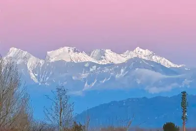 Image de Private 2-bed+1 Bath suite across Fraser River & with majestic views of Mt Cheam