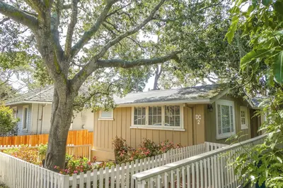 Image de Marvelous cottage with WiFi in Carmel by the Sea