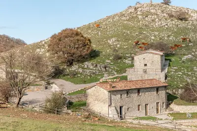 Appartement dans une maison de vacances avec Wifi, patio, animaux admis, vue panoramique, parking