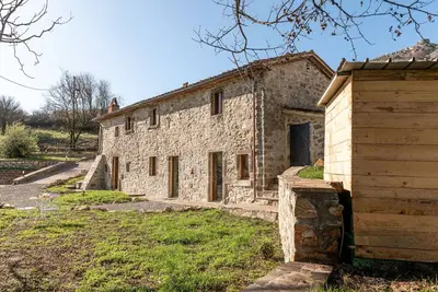 Image de Appartement dans une maison de vacances avec Wifi, patio, animaux admis, vue panoramique, parking