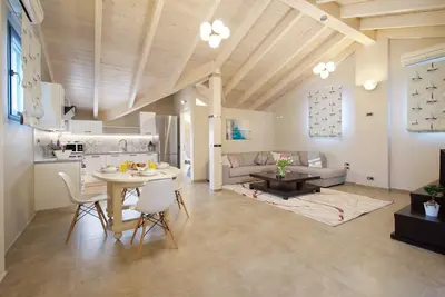 Libro Doro, Apartment