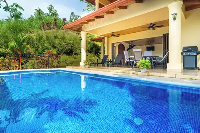 Image de Gated Community-Privacy, Ocean Views-pool