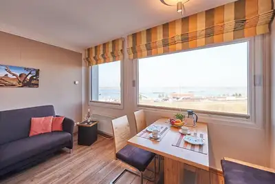Image de Vacation apartment Hafenkoje in the apartment house Stranddistel 4 on Fehmarn