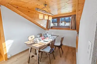 Image de Joli appartement ambiance chalet à Montana Village