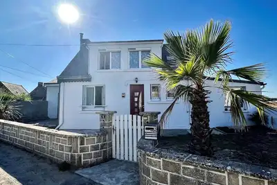 Image de Maison moderne Ă Plouhinec avec jardin clos, Wifi, animaux admis, proche plages