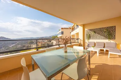 Image de Appartement 'Paradise By Ej' avec vue sur la mer, Wi-Fi et climatisation