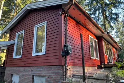 Image de Swedish house in a quiet nature reserve