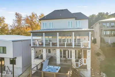 Image de Lakeside Dreamhouse I Lake, Hot tub, Dogs